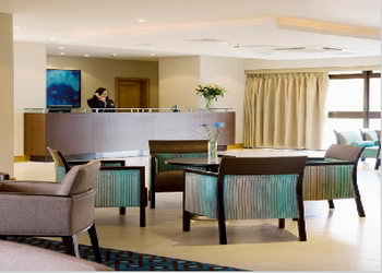 Menzies Chequers Gatwick Reception