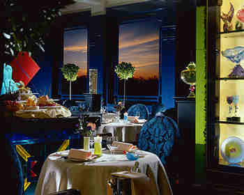 Four Seasons Hotel London - lanes restaurant