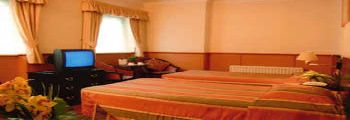 holiday villa hotel - deluxe bedroom 