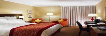 Heathrow/Windsor Marriott Hotel - bedroom