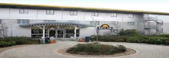 days inn south mimms - exterior