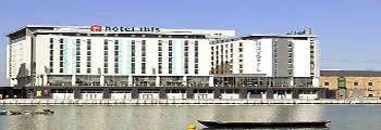 ibis docklands excel hotel