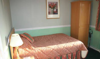 aingle Bedroom