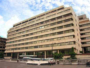 Swissotel The Howard Hotel