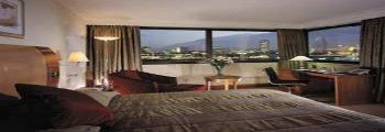 Swissotel The Howard - Superior Bedroom