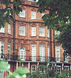 51 kensington Court Apartments
