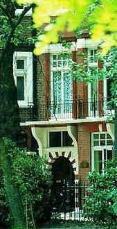The London Outpost Hotel