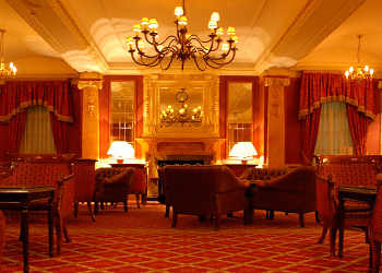 Lounge Bar