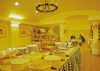 Breakfast Room