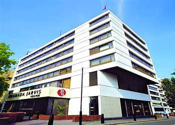Ramada Hyde Park Hotel