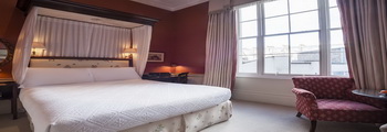 Roseate House London - Bedroom