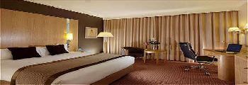 Crowne Plaza ealing - Double Bedroom