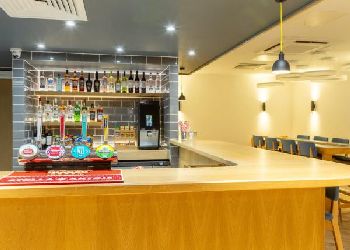 Holiday Inn Express Croydon