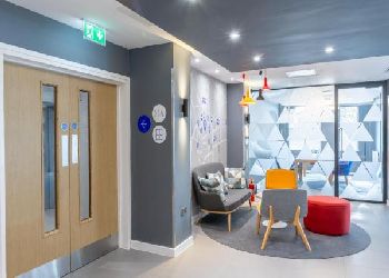 Holiday Inn Express Croydon