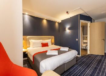 Holiday Inn Express Croydon