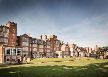 De Vere Selsdon Estate