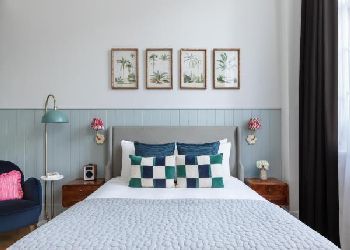 Town Hall Hotel & Apartments