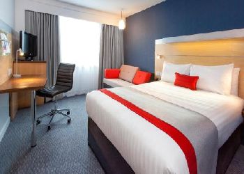 Holiday Inn Express Limehouse