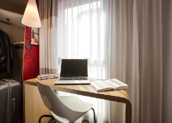 Ibis Docklands Hotel