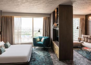 Novotel London Canary Wharf