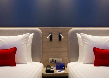 Holiday Inn Express Royal Docks/Docklands