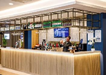 Holiday Inn Express Excel