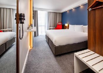 Holiday Inn Express Excel