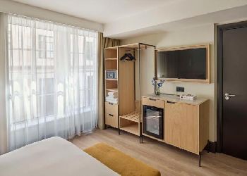Crowne Plaza London City Hotel