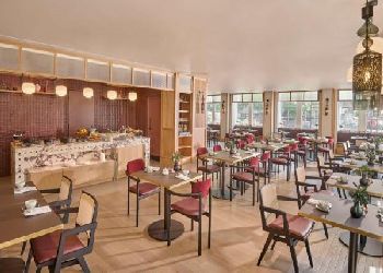 Crowne Plaza London City Hotel