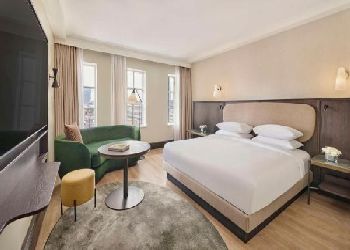 Crowne Plaza London City Hotel