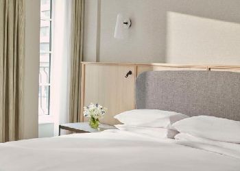 Crowne Plaza London City Hotel