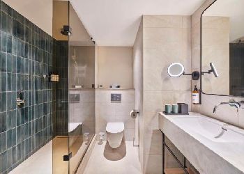 Crowne Plaza London City Hotel