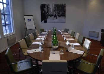 Holiday Inn Express London City
