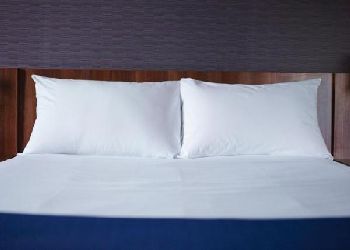 Holiday Inn Express London City