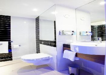 Holiday Inn Express London City