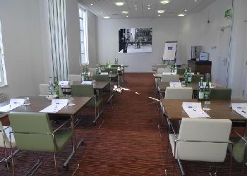 Holiday Inn Express London City
