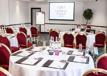 Crowne Plaza Felbridge