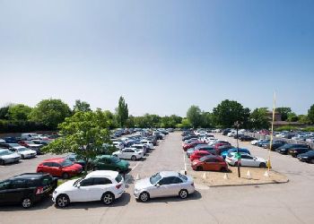 Holiday Inn Gatwick Airport