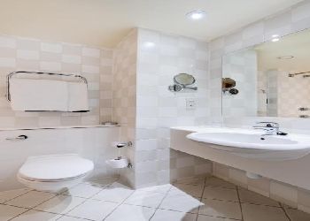 Holiday Inn Gatwick Airport