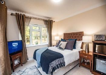 Waterhall Country House Gatwick