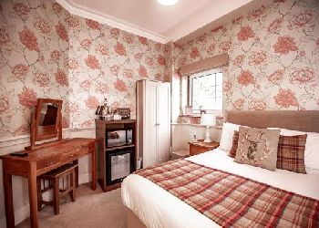 Waterhall Country House Gatwick