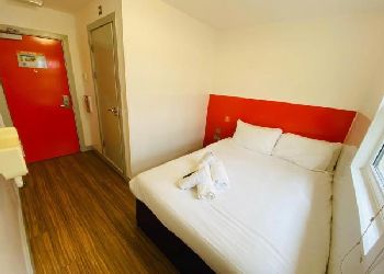 Easyhotel London Heathrow