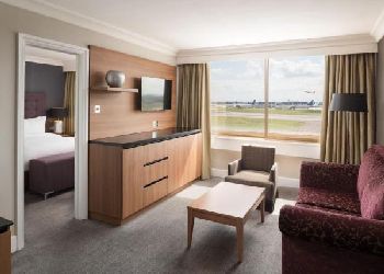 Renaissance Heathrow Hotel