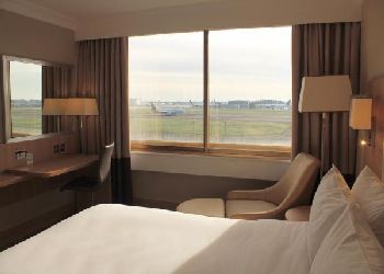 Renaissance Heathrow Hotel