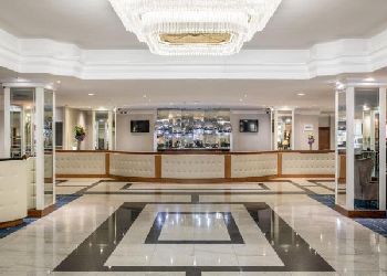 Renaissance Heathrow Hotel