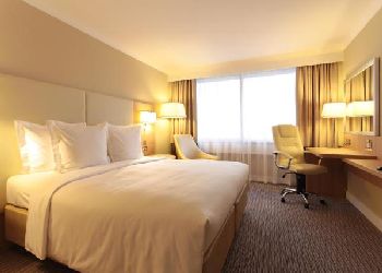 Renaissance Heathrow Hotel