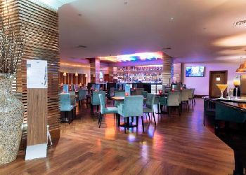 Renaissance Heathrow Hotel