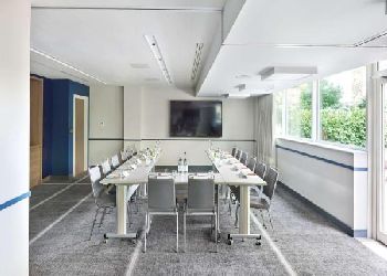 Hyatt Place London Heathrow Airport
