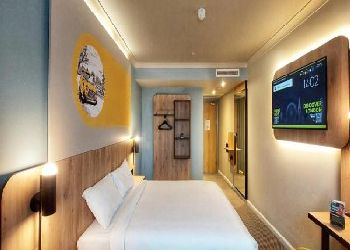 Holiday Inn Heathrow T5