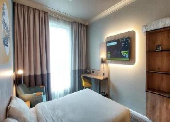 Holiday Inn Heathrow T5